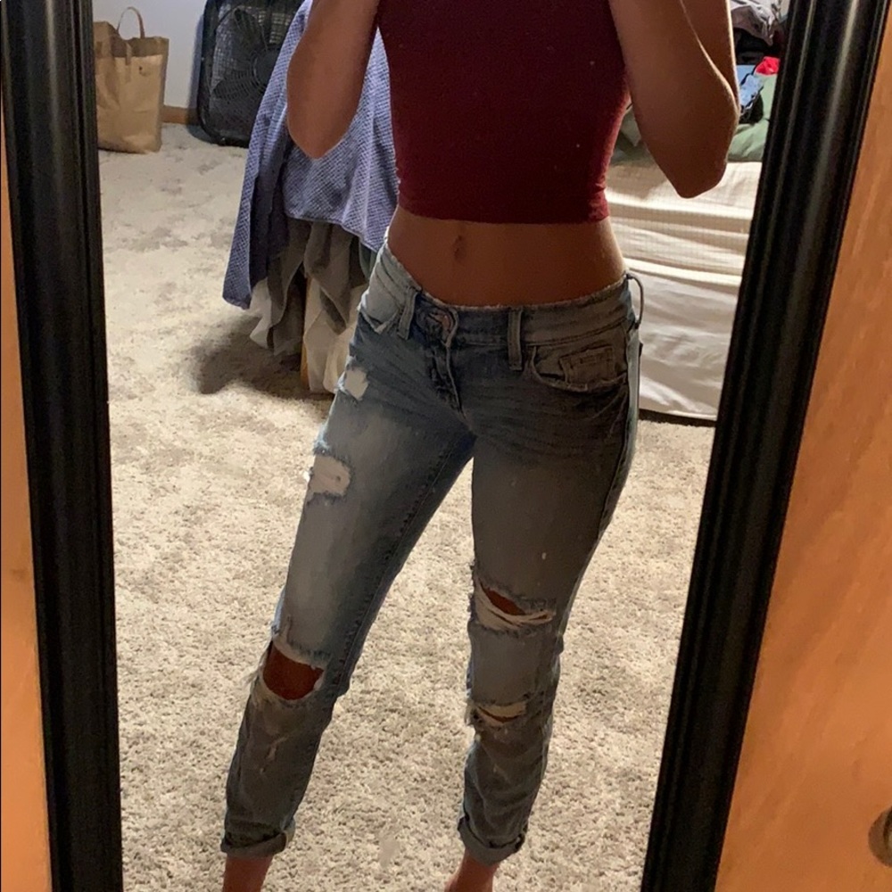 Daytrip low-rise skinny boyfriend jeans.